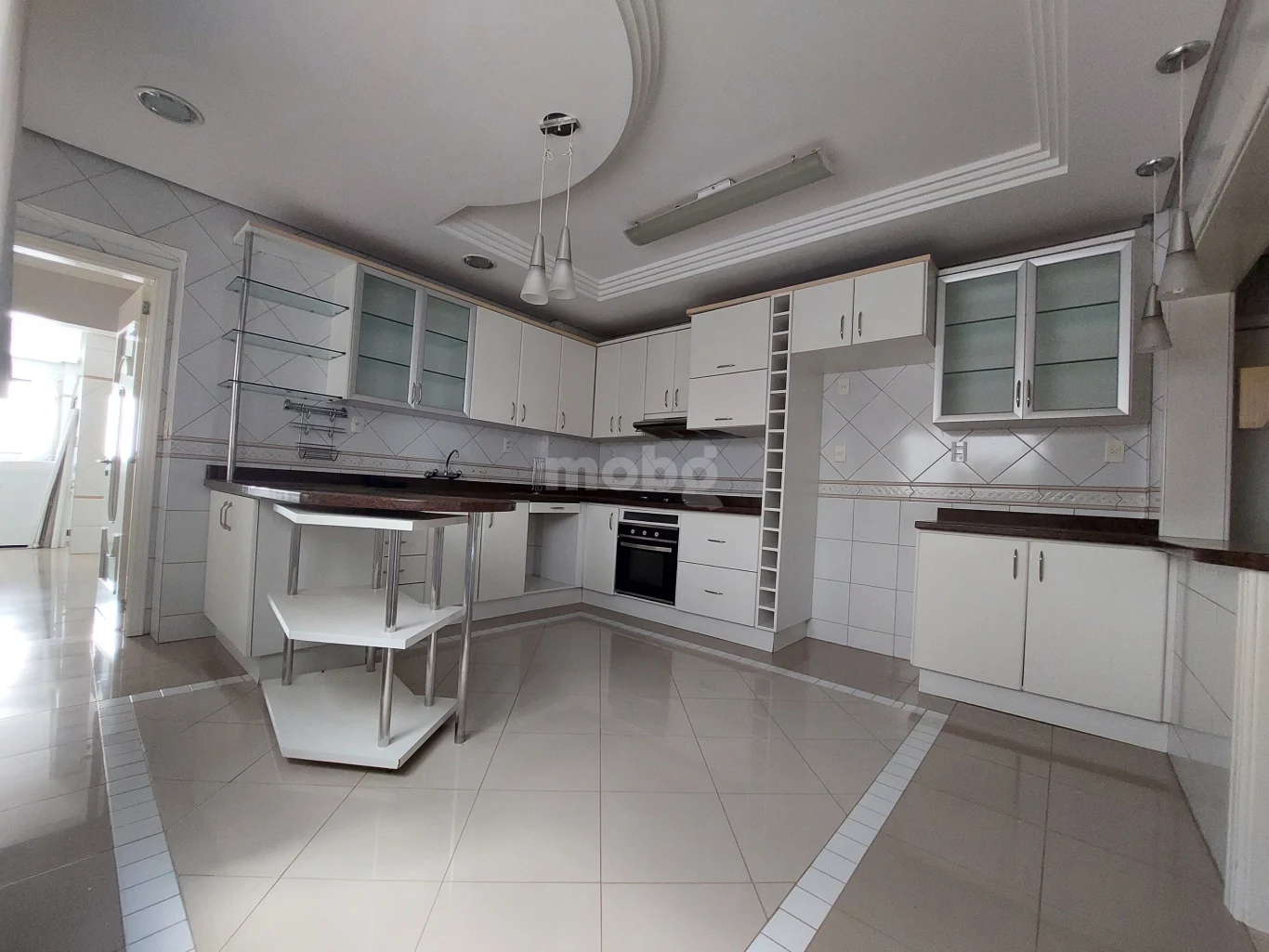 Apartamento para alugar com 4 quartos