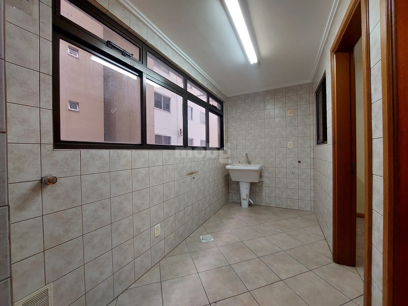 Apartamento para alugar com 3 quartos