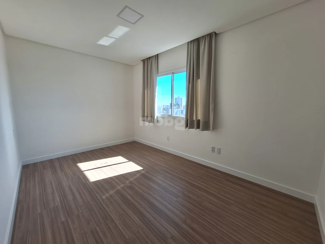 Apartamento para alugar com 2 quartos
