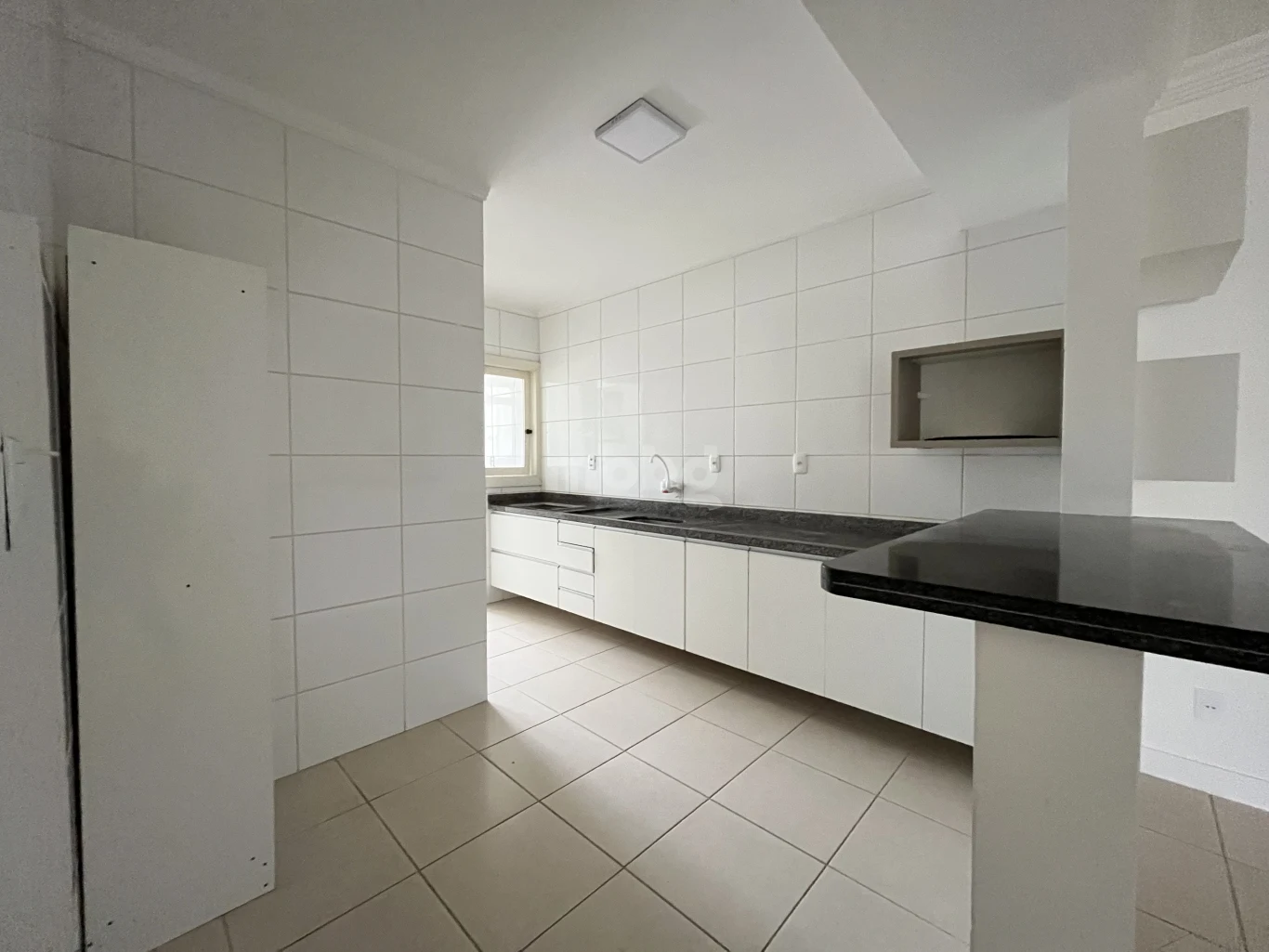 Apartamento para alugar com 3 quartos