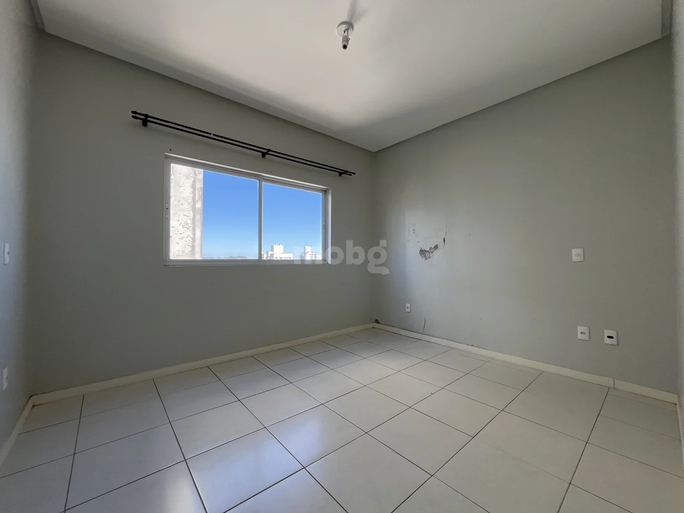 Apartamento para alugar com 2 quartos