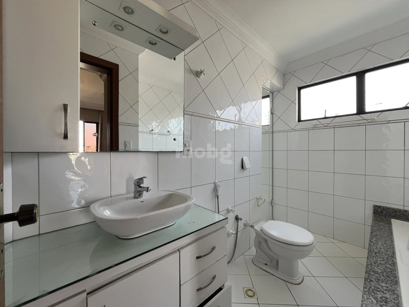 Apartamento para alugar com 3 quartos