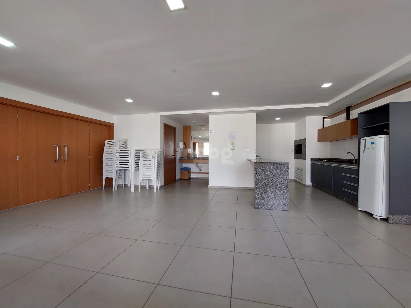 Apartamento para alugar com 2 quartos