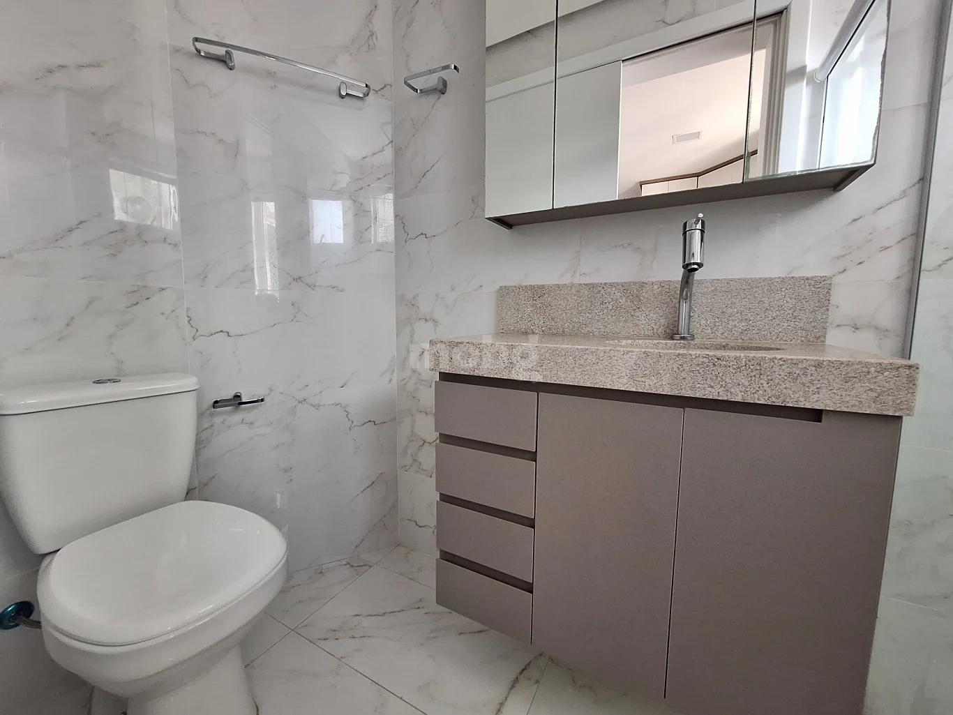 Apartamento para alugar com 3 quartos