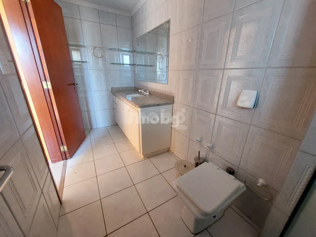 Apartamento para alugar com 3 quartos