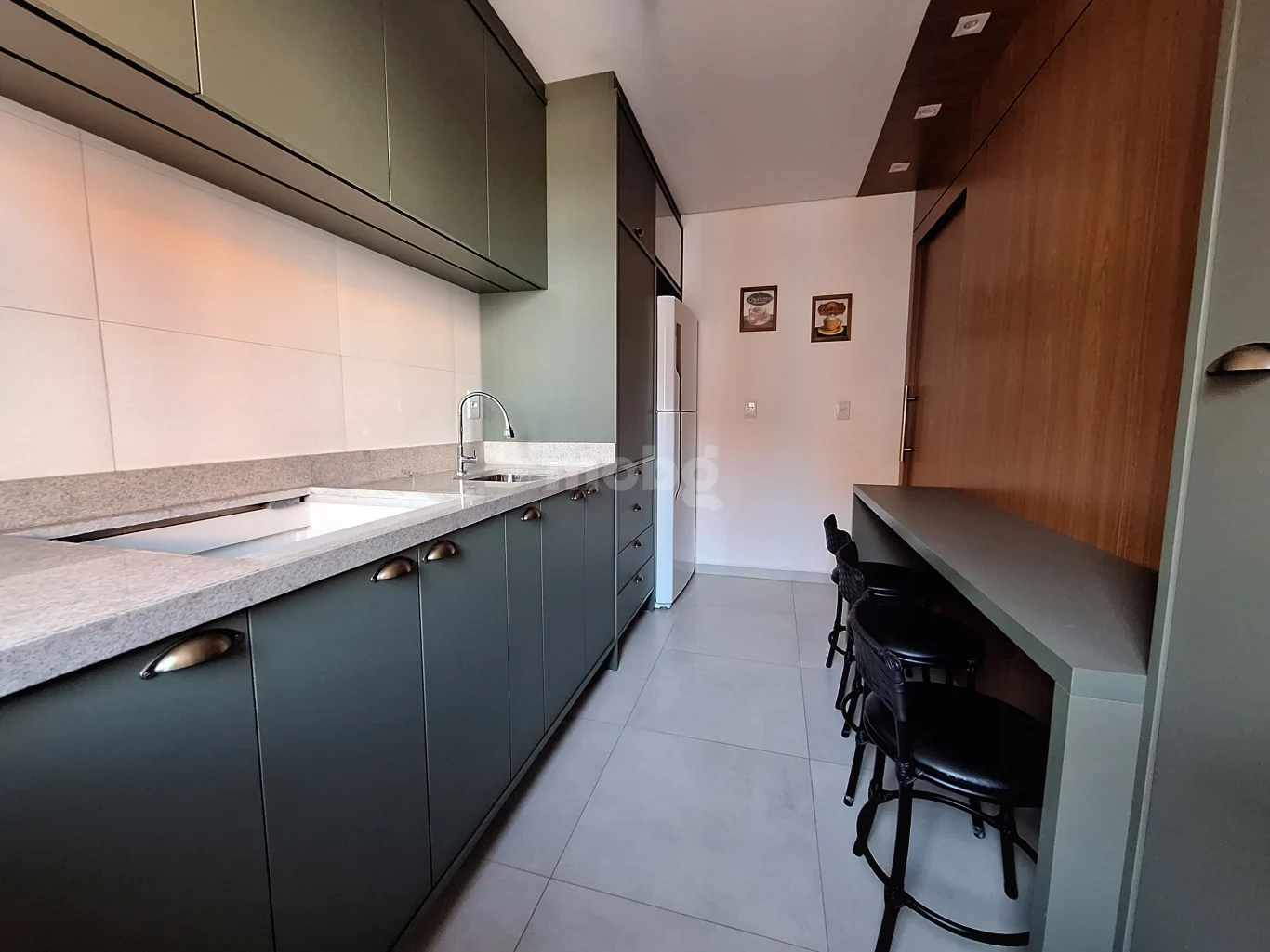 Apartamento para alugar com 2 quartos