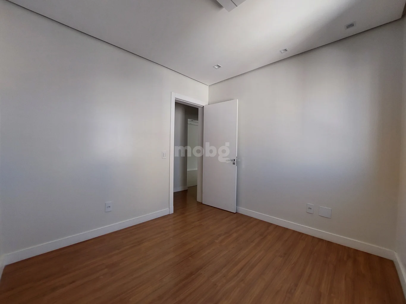Apartamento para alugar com 3 quartos