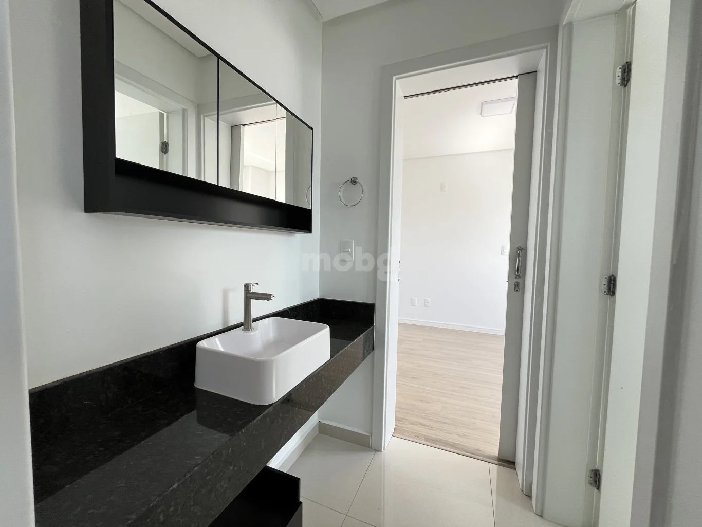 Apartamento para alugar com 3 quartos