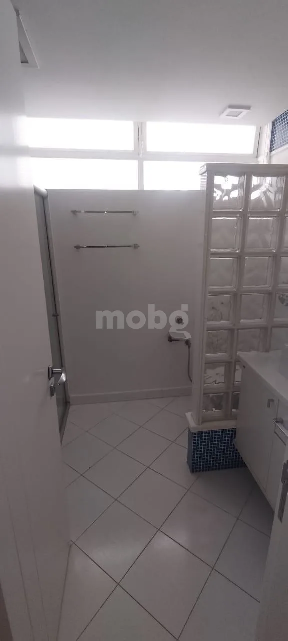 Apartamento para alugar com 4 quartos