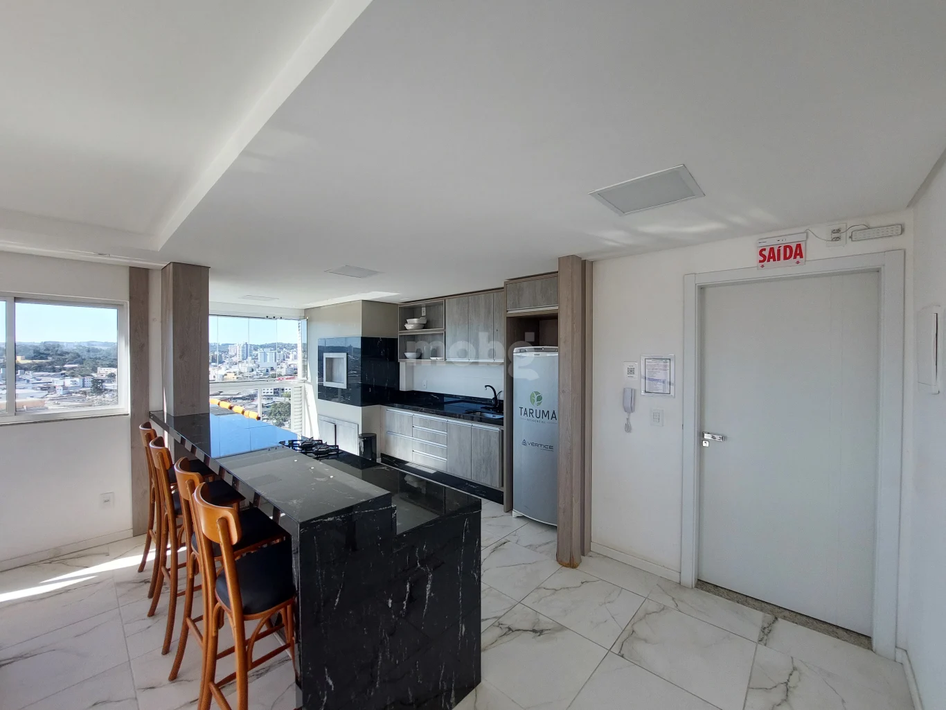 Apartamento para alugar com 3 quartos