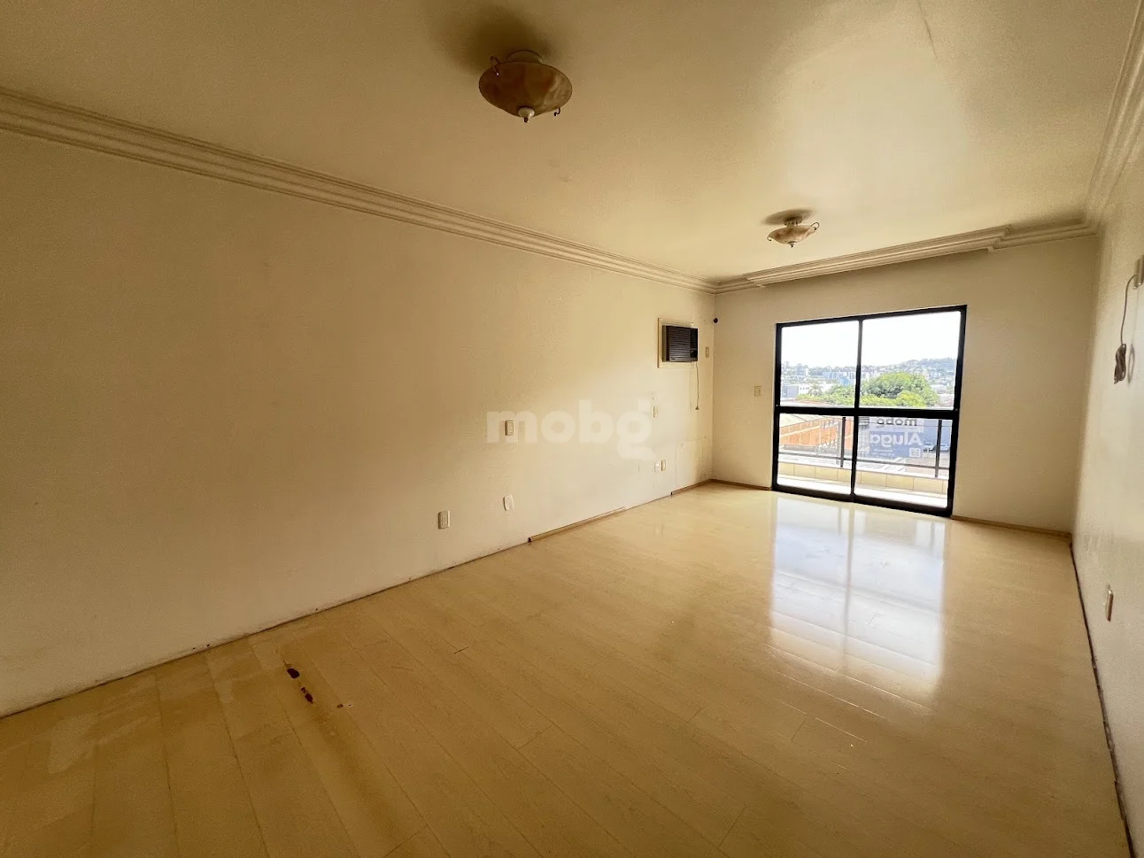 Apartamento para alugar com 4 quartos