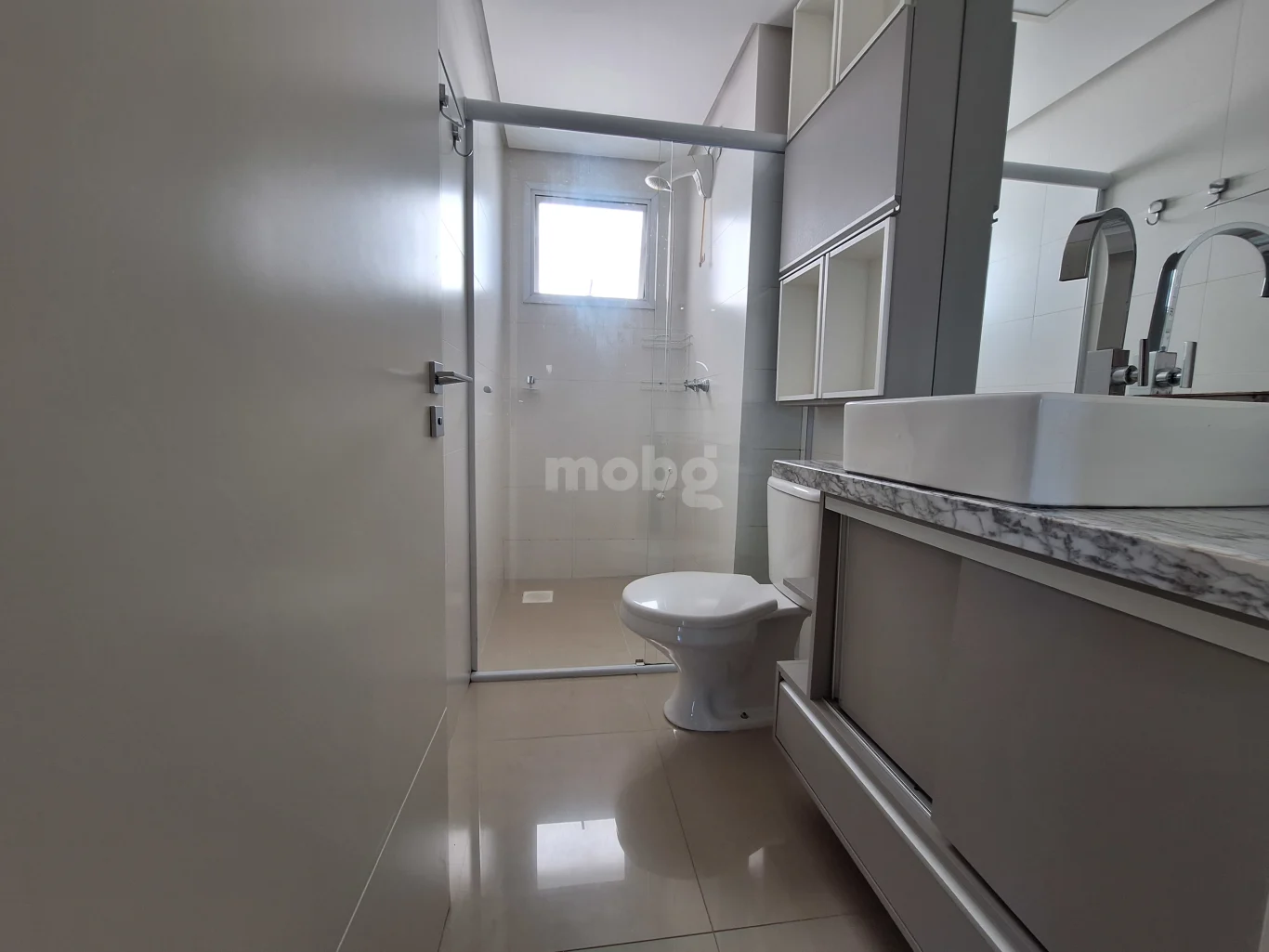 Apartamento para alugar com 3 quartos