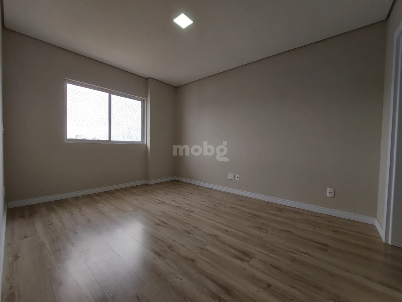 Apartamento para alugar com 3 quartos