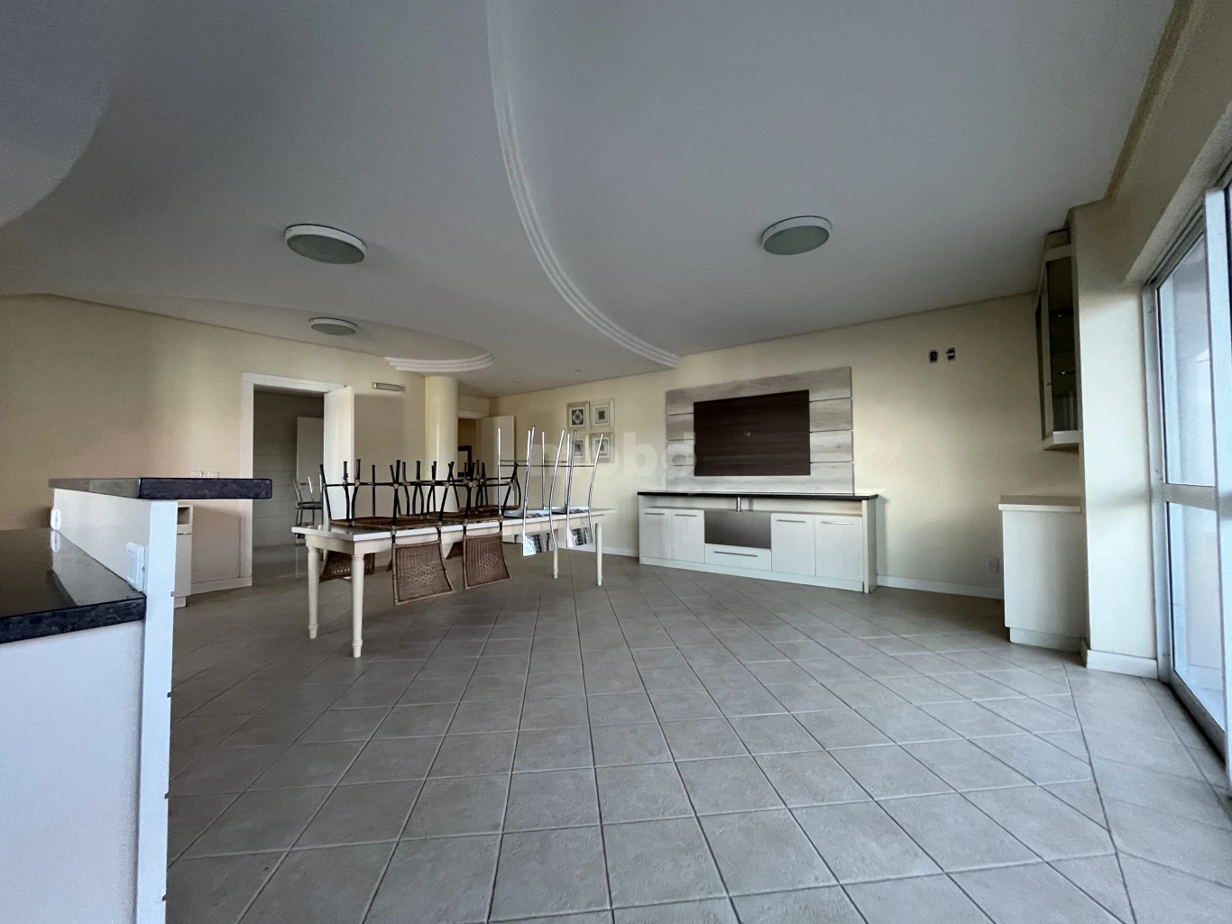 Apartamento para alugar com 4 quartos