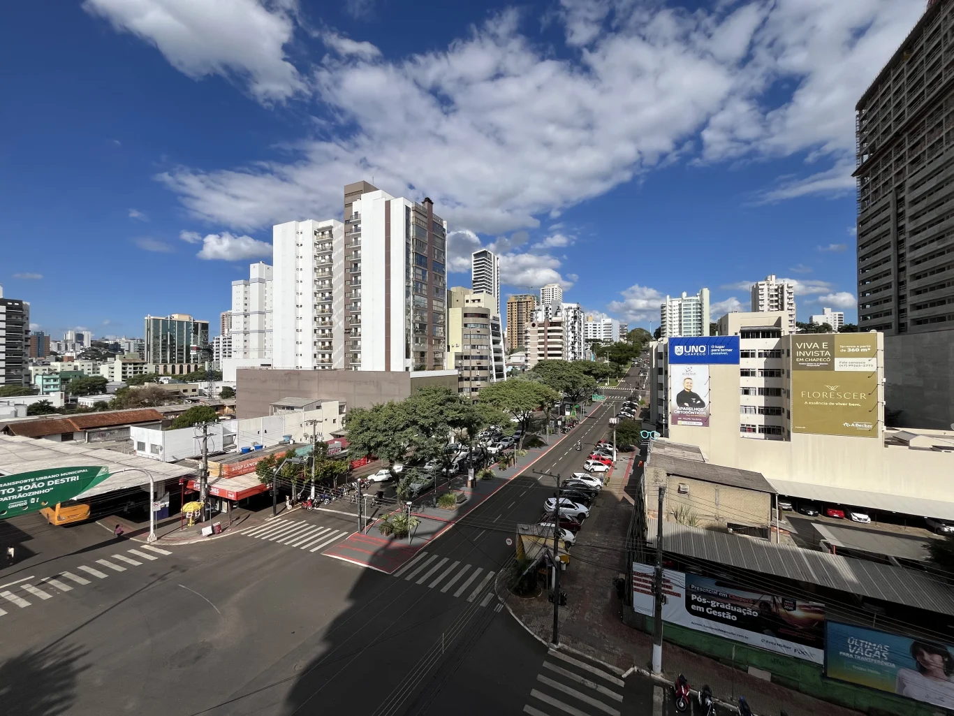 Apartamento para alugar com 3 quartos