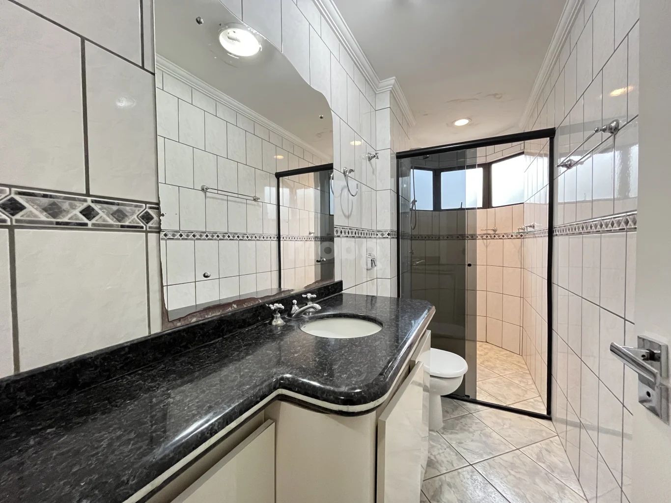 Apartamento para alugar com 3 quartos