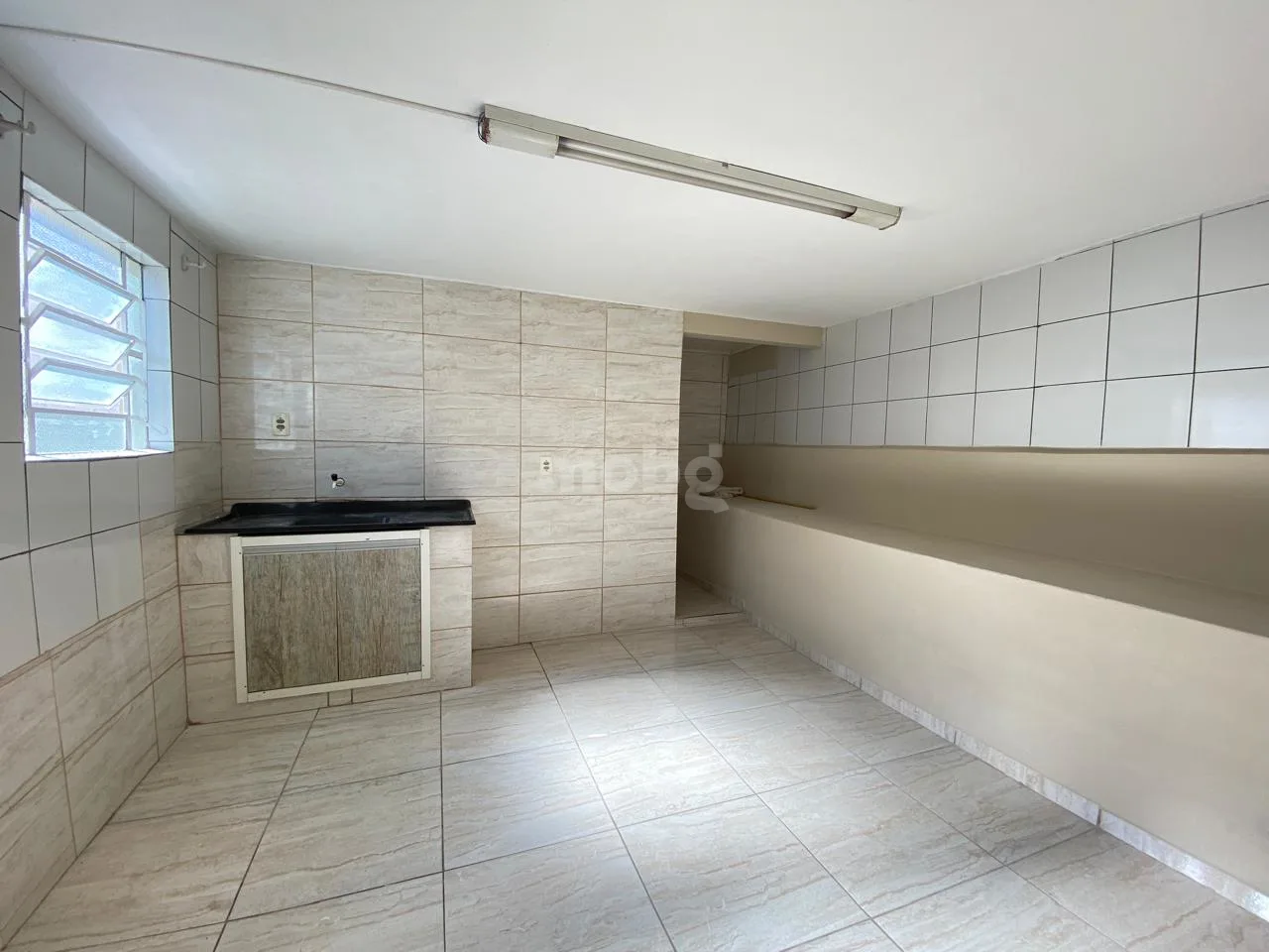 Apartamento para alugar com 1 quartos