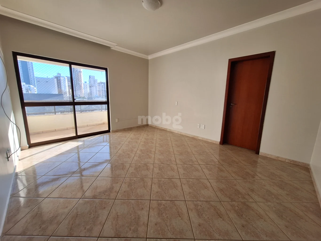 Apartamento para alugar com 4 quartos