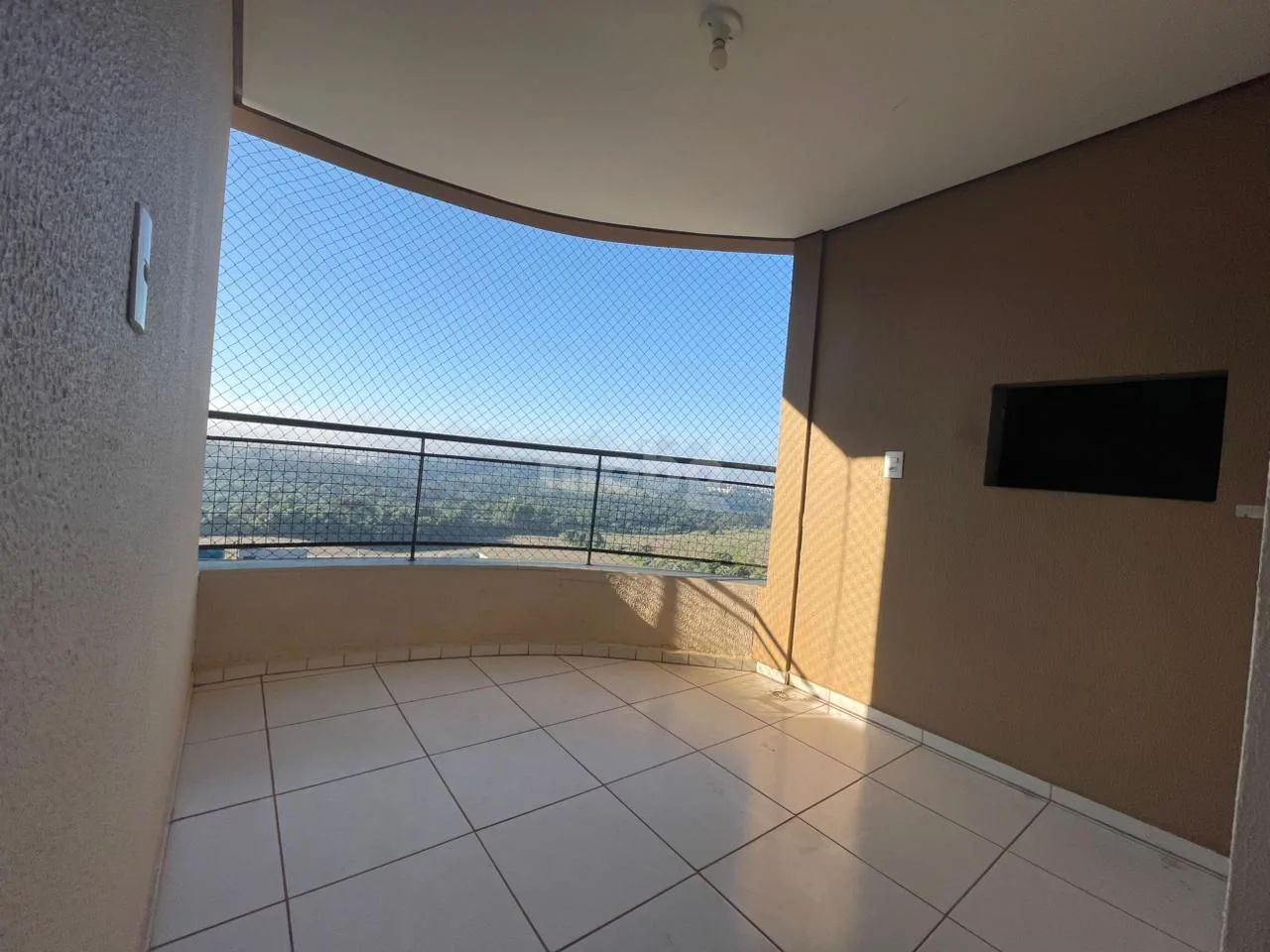 Apartamento para alugar com 3 quartos