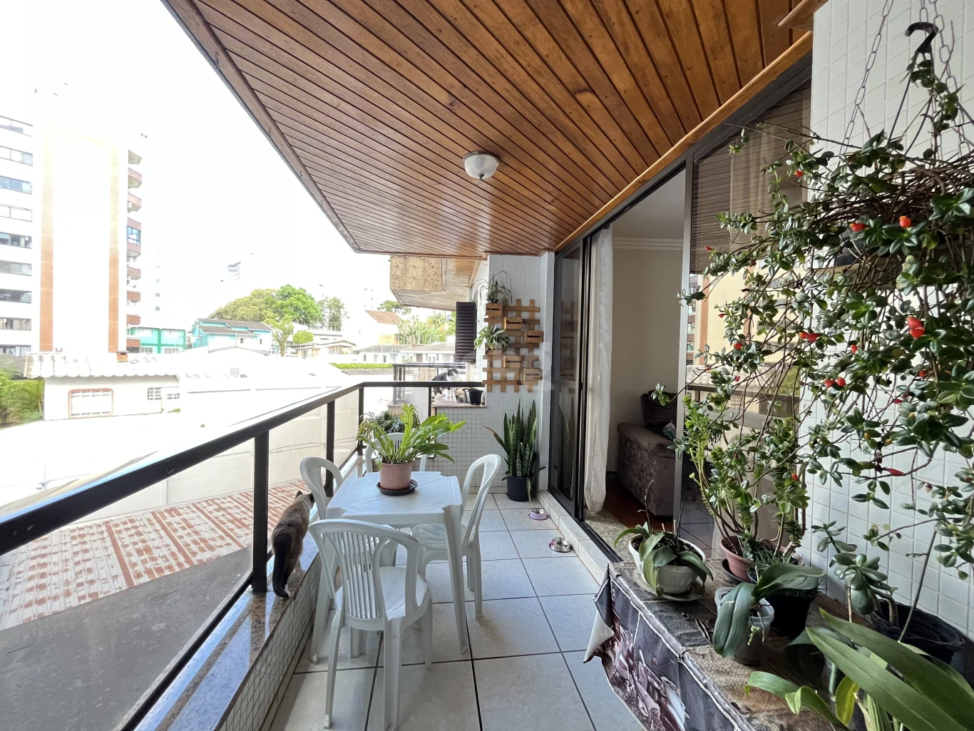 Apartamento para alugar com 3 quartos