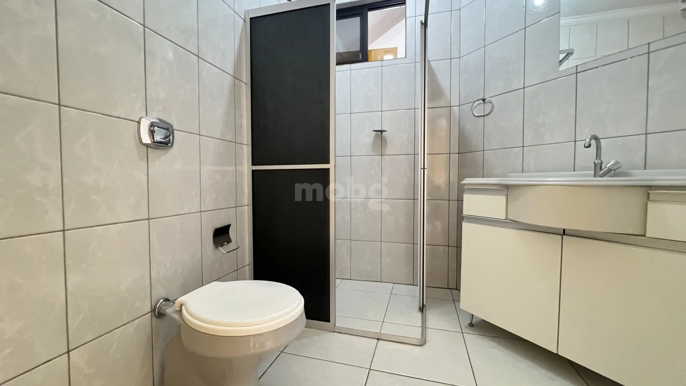 Apartamento para alugar com 3 quartos