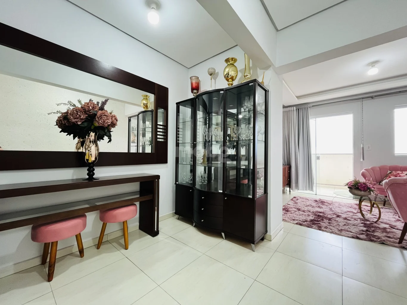 Apartamento para alugar com 3 quartos