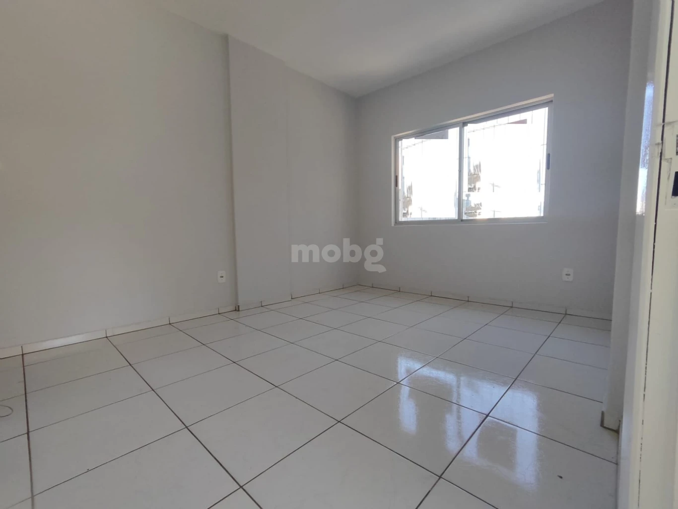 Apartamento para alugar com 1 quartos