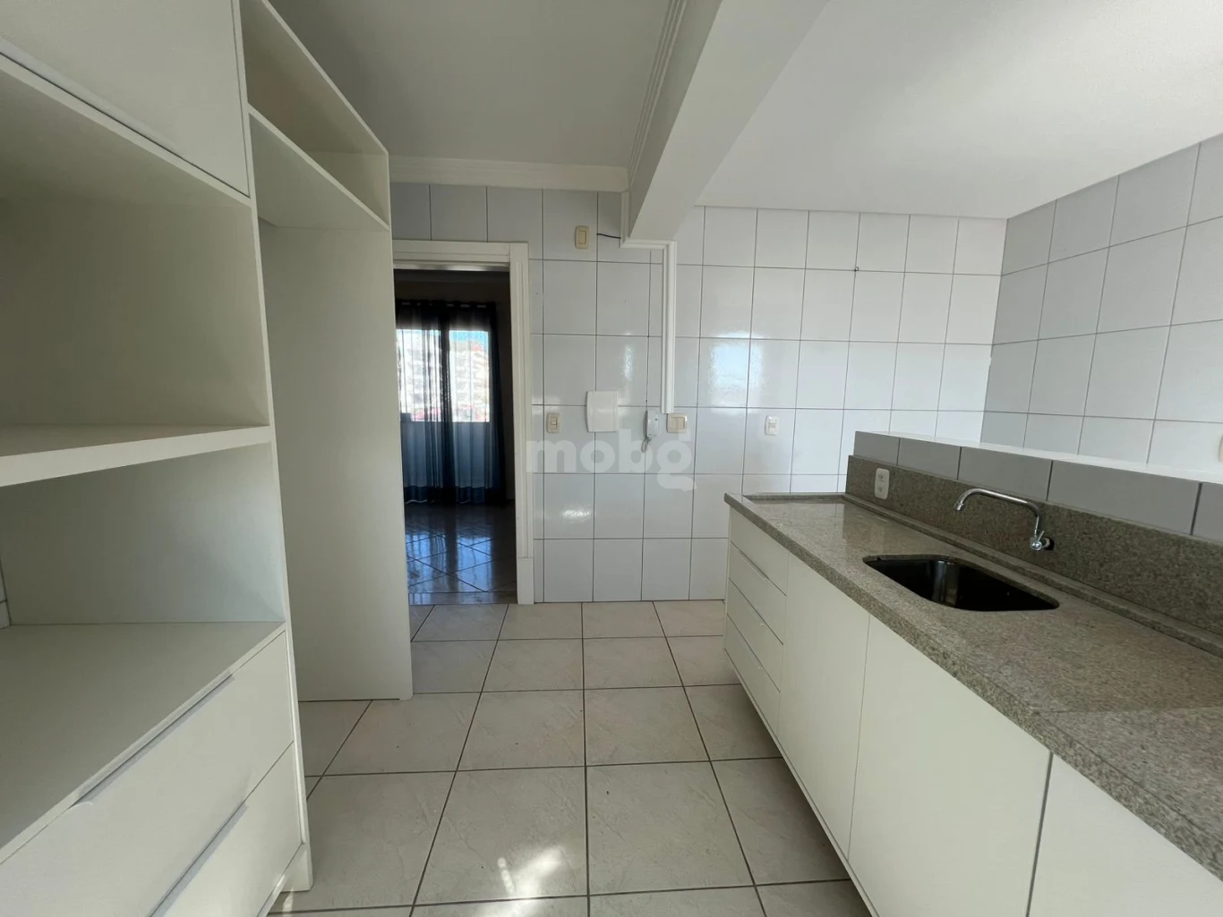 Apartamento para alugar com 3 quartos