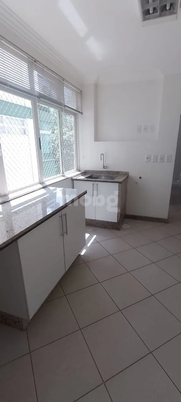 Apartamento para alugar com 4 quartos