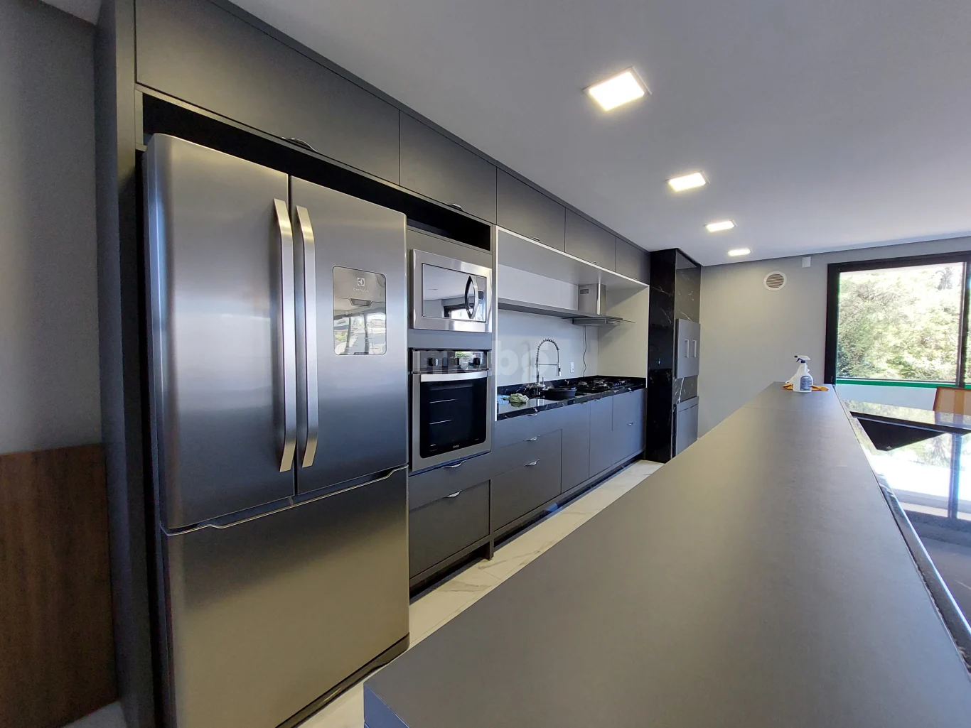 Apartamento para alugar com 3 quartos