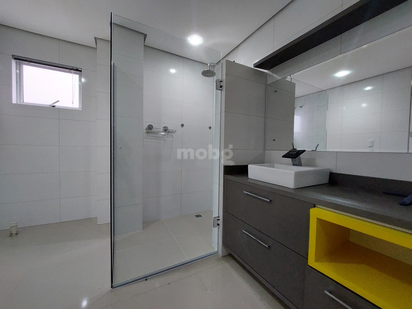 Apartamento para alugar com 3 quartos