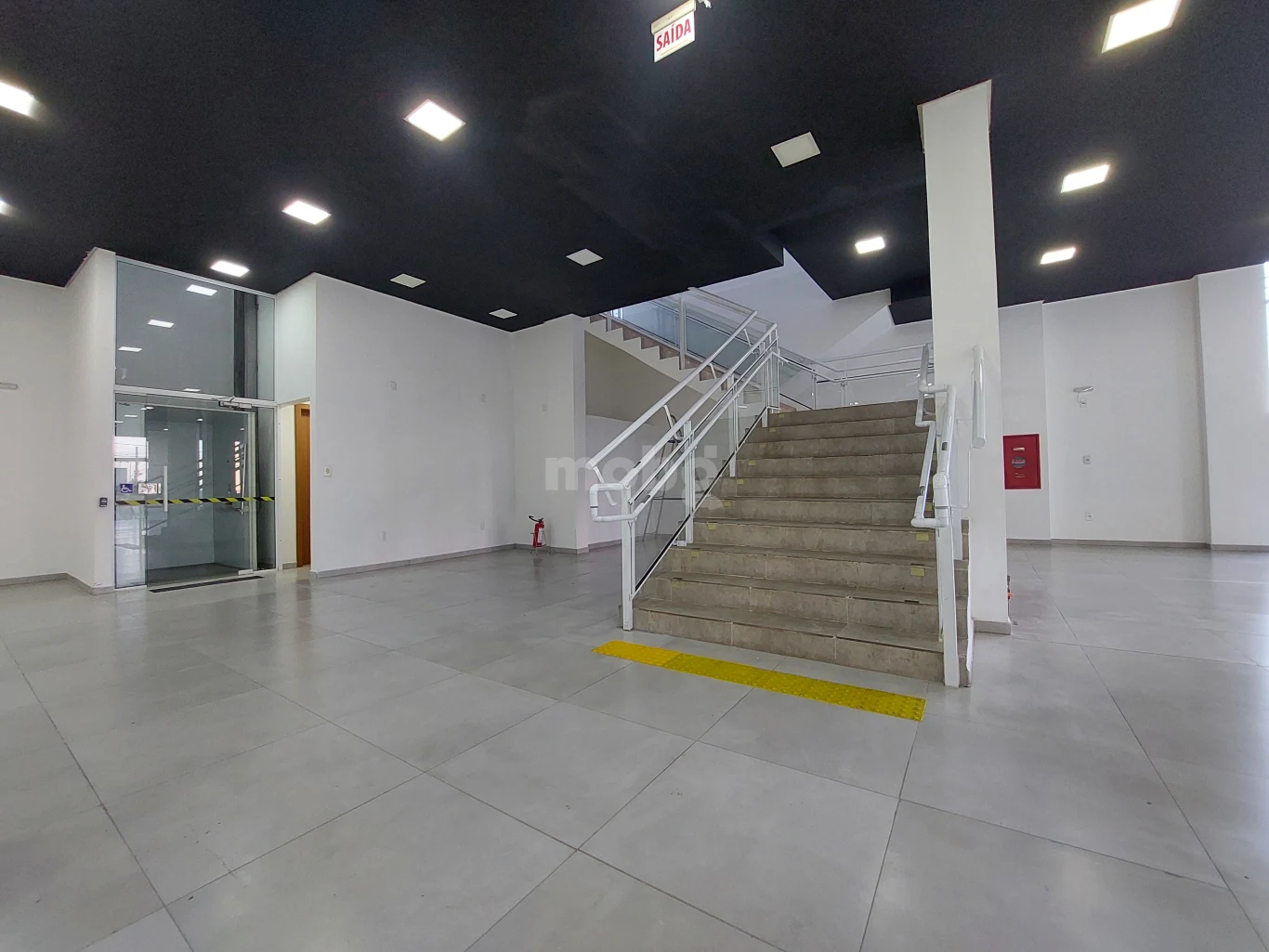 Sala_Comercial para alugar com null quartos