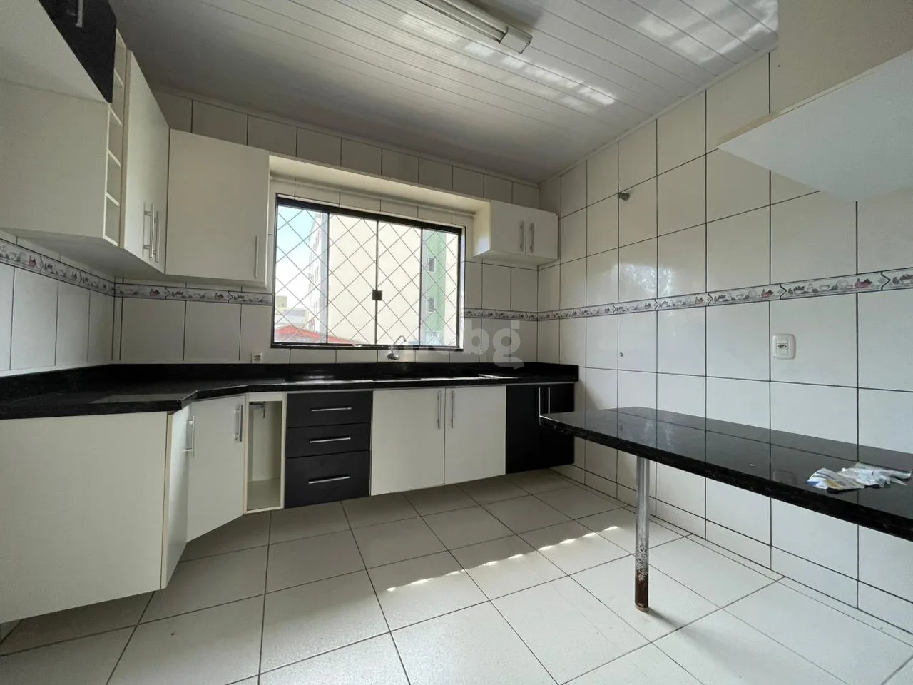 Apartamento para alugar com 2 quartos