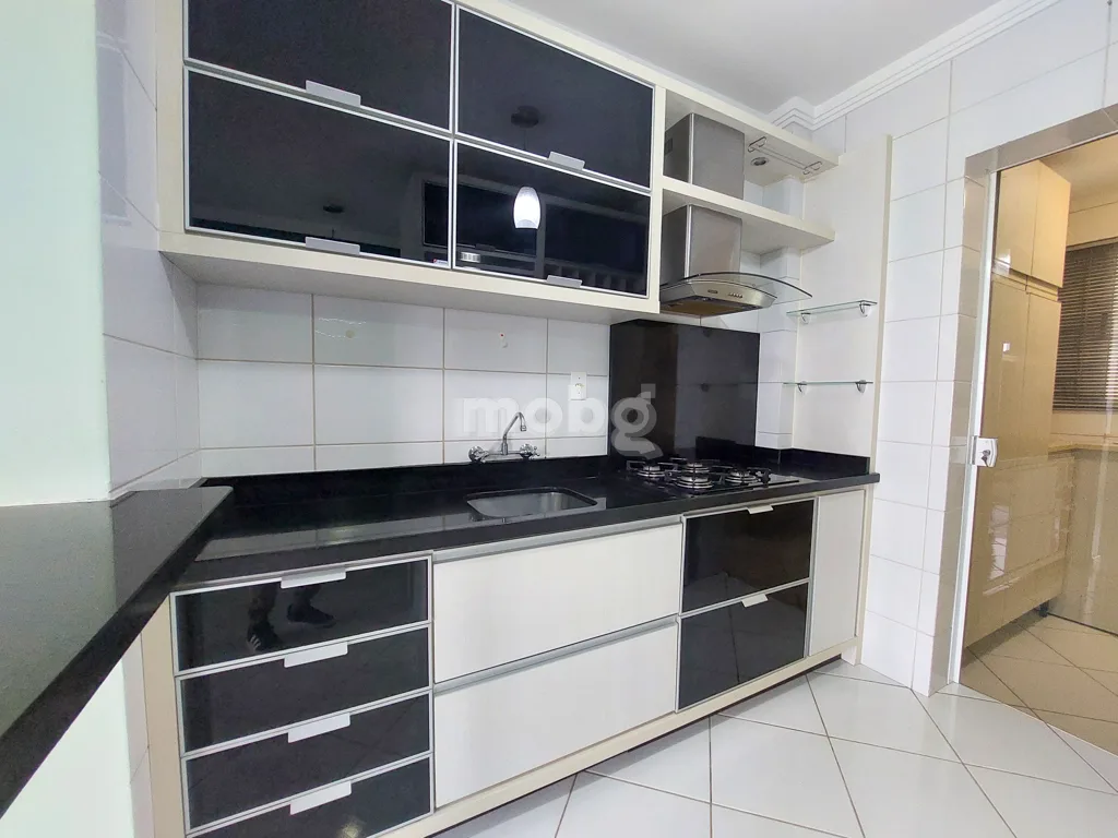 Apartamento para alugar com 3 quartos
