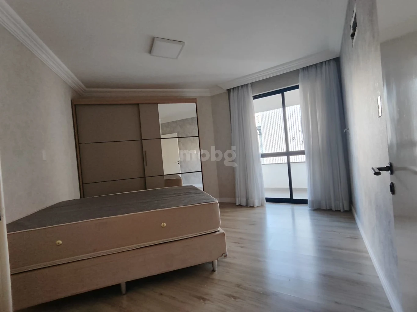Apartamento para alugar com 3 quartos