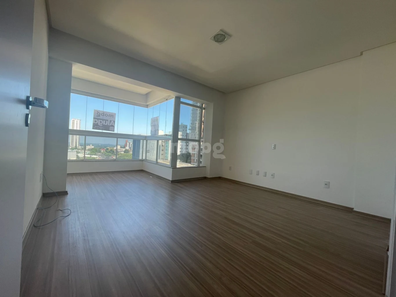 Apartamento para alugar com 3 quartos