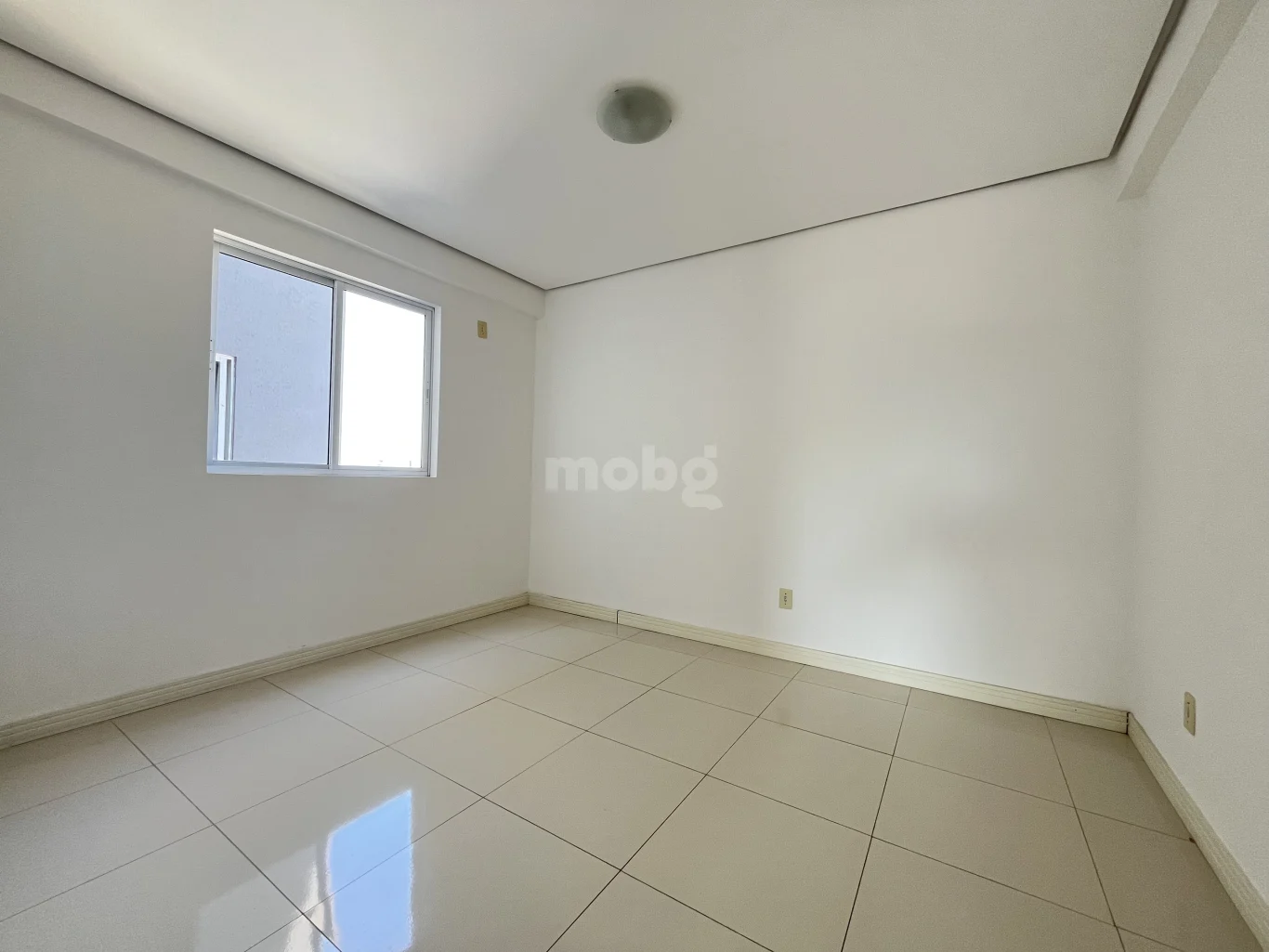 Apartamento para alugar com 3 quartos
