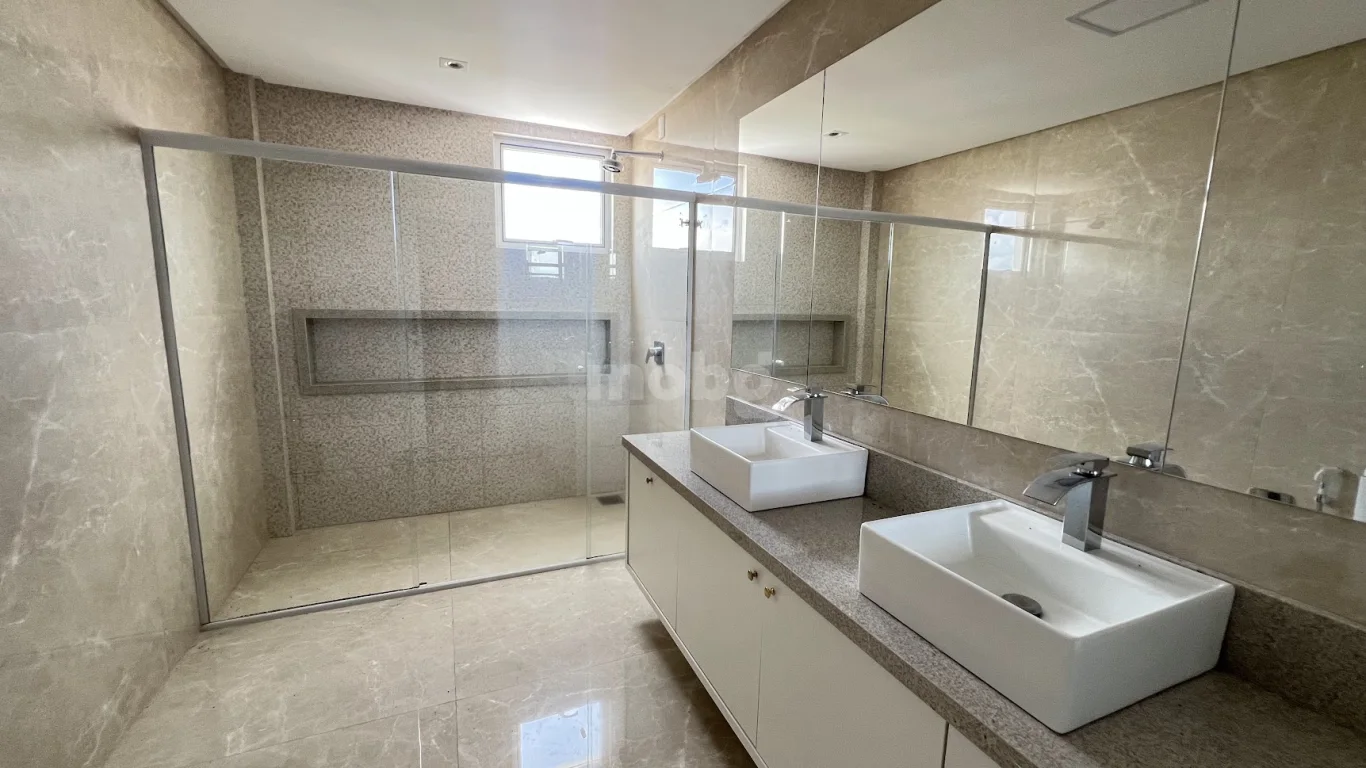 Apartamento para alugar com 3 quartos