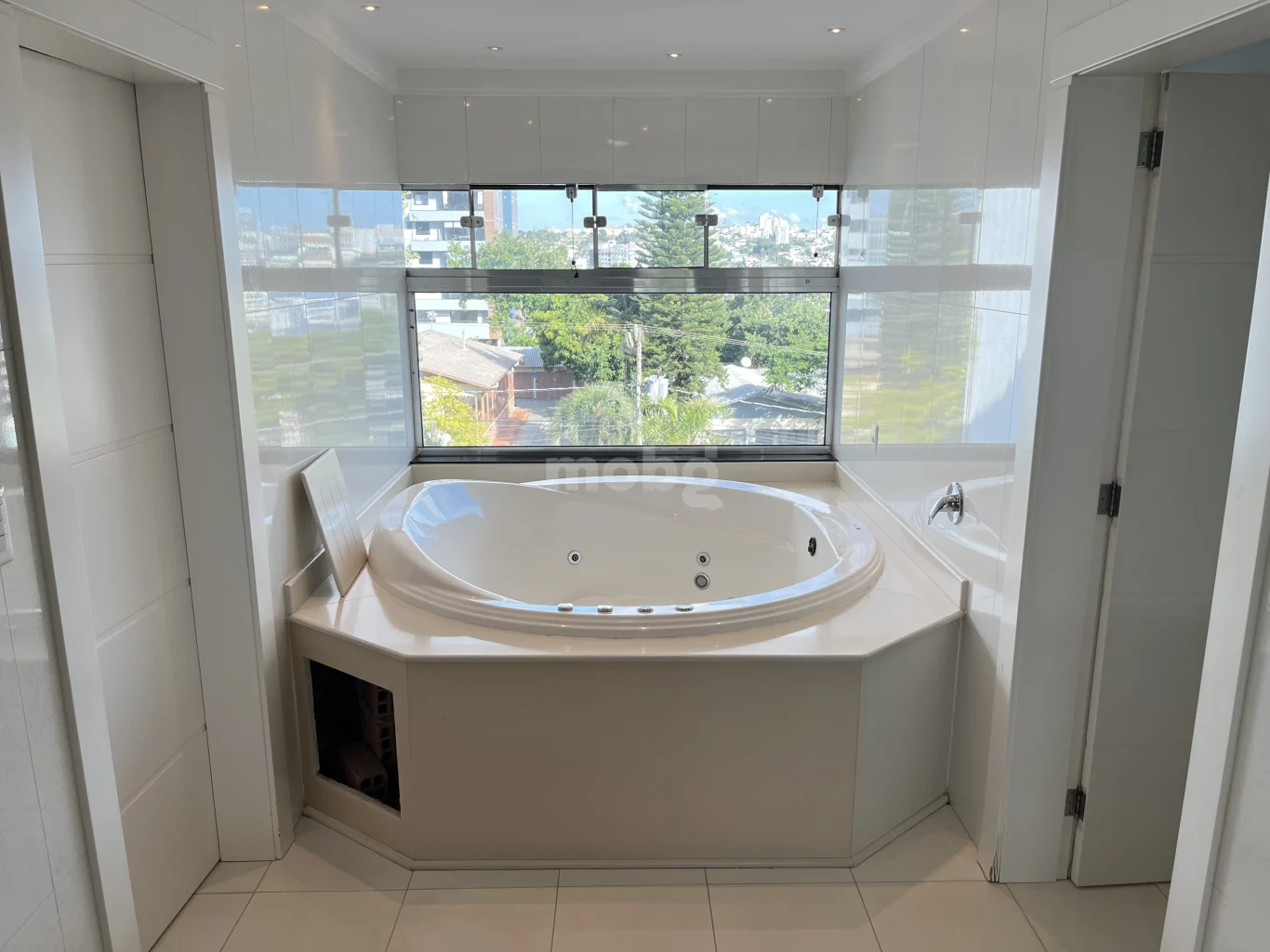 Apartamento para alugar com 5 quartos
