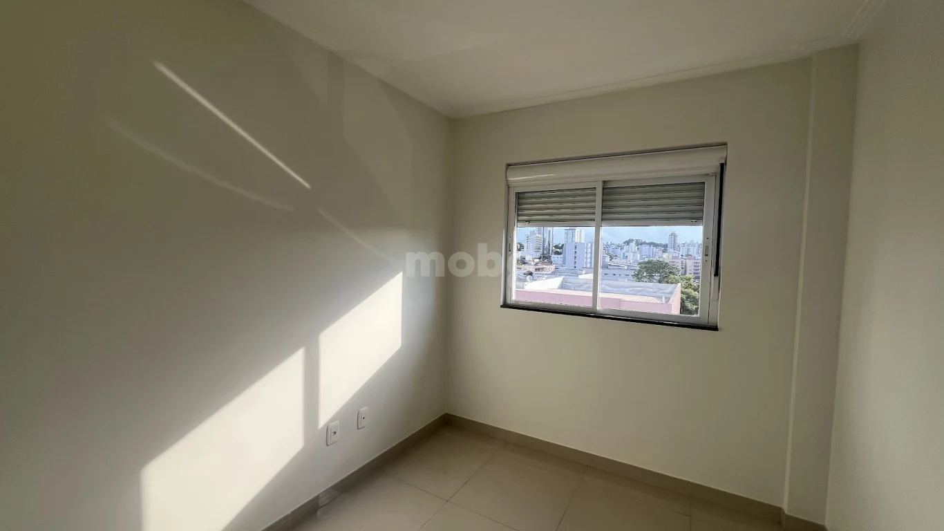 Apartamento para alugar com 3 quartos