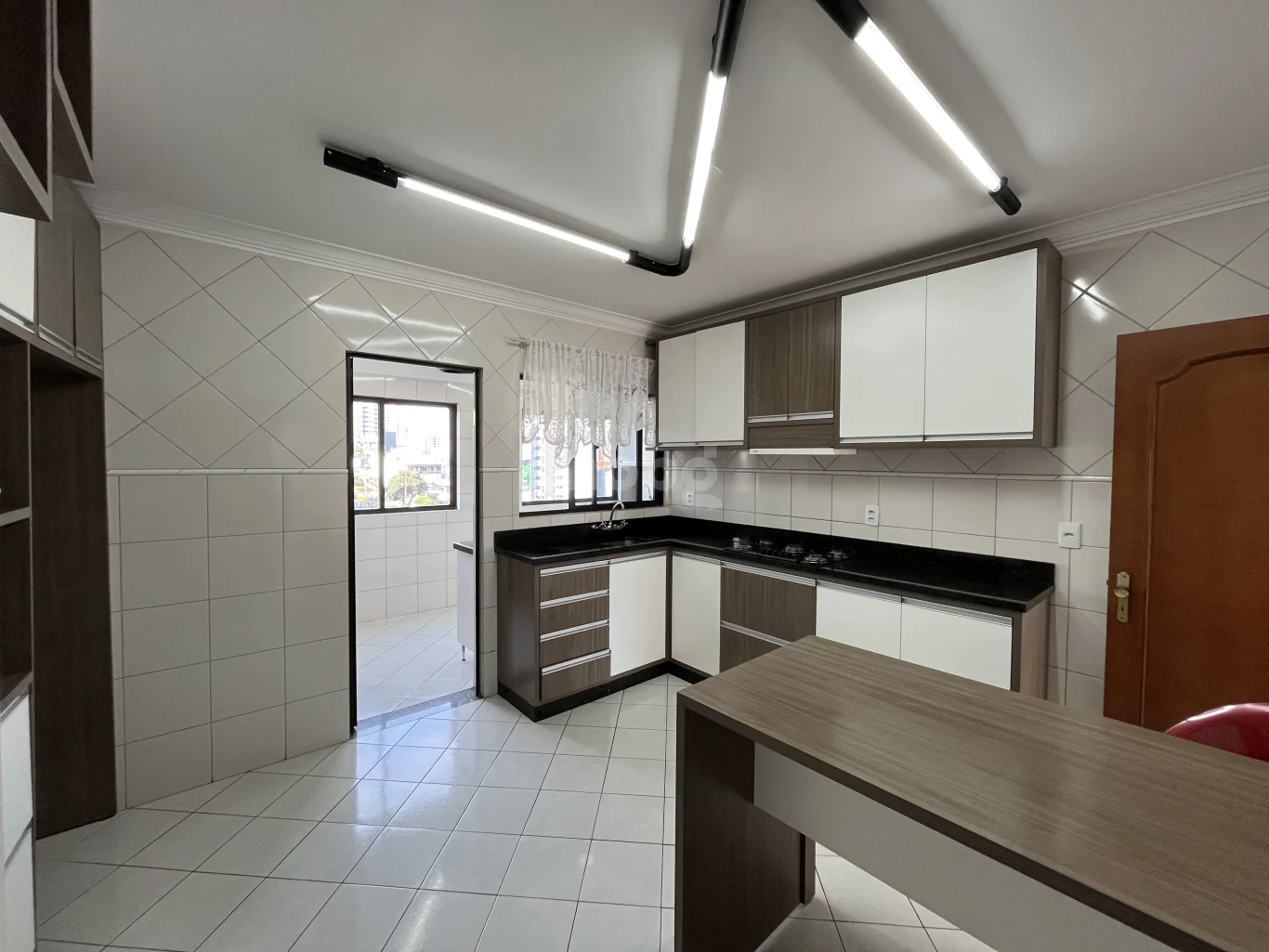 Apartamento para alugar com 3 quartos