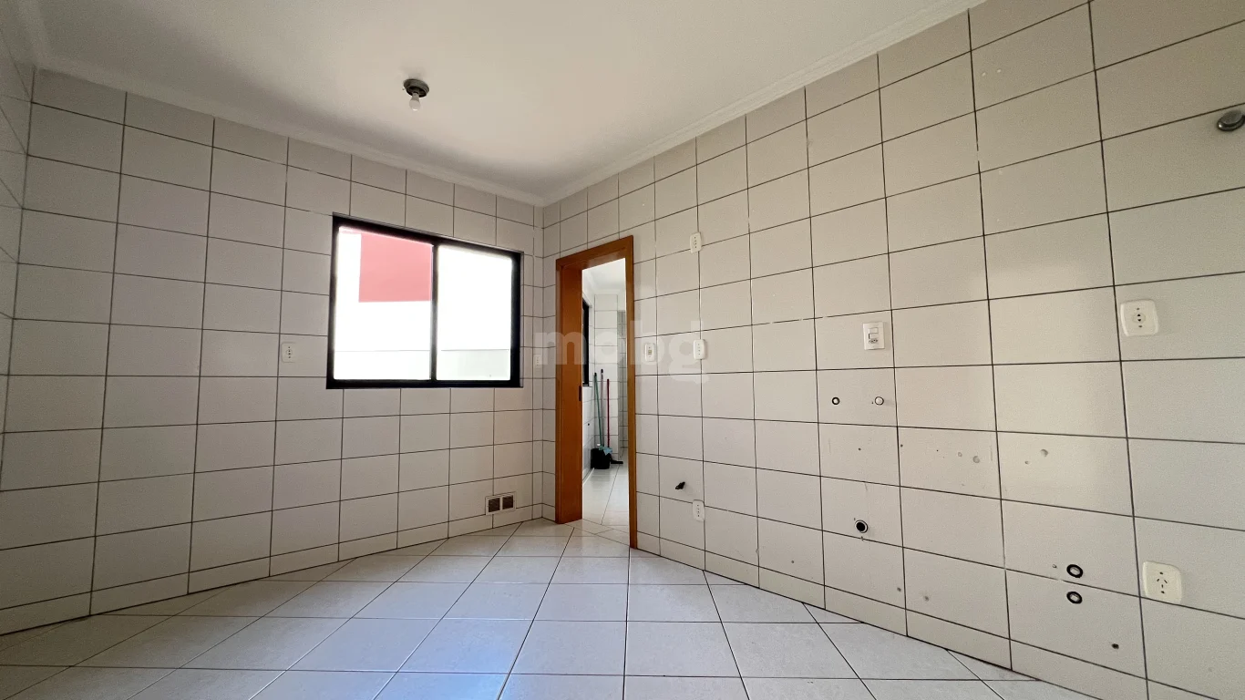 Apartamento para alugar com 3 quartos