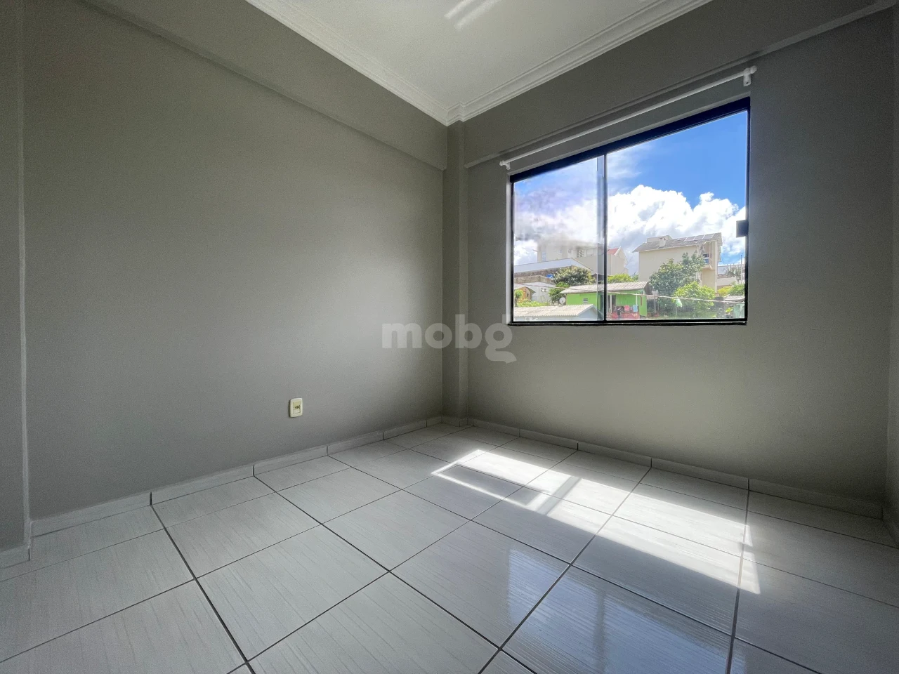 Apartamento para alugar com 3 quartos
