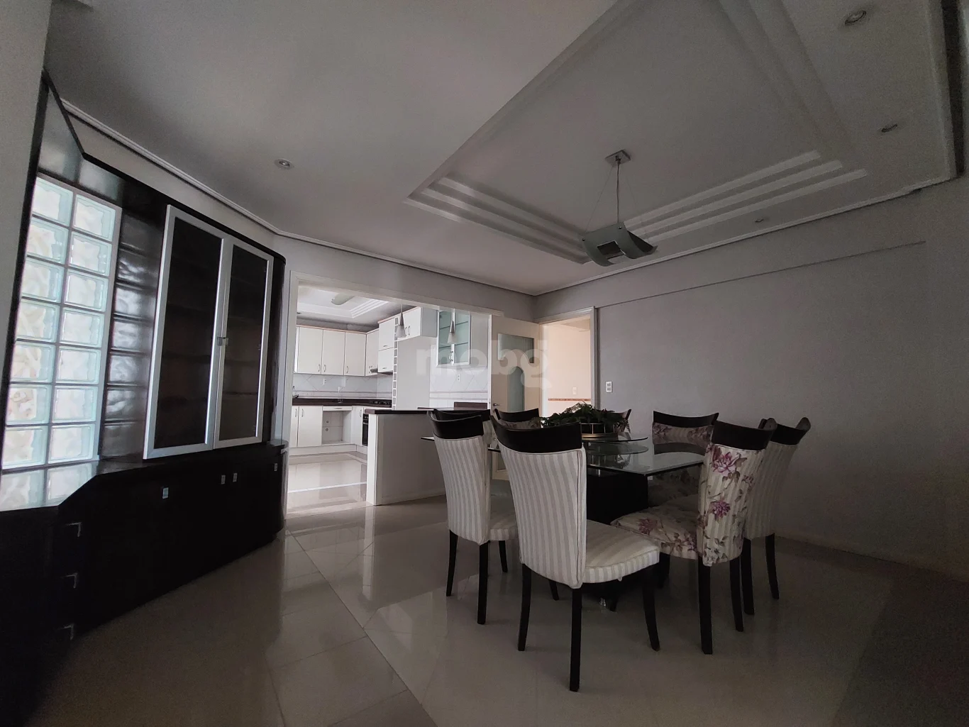 Apartamento para alugar com 4 quartos