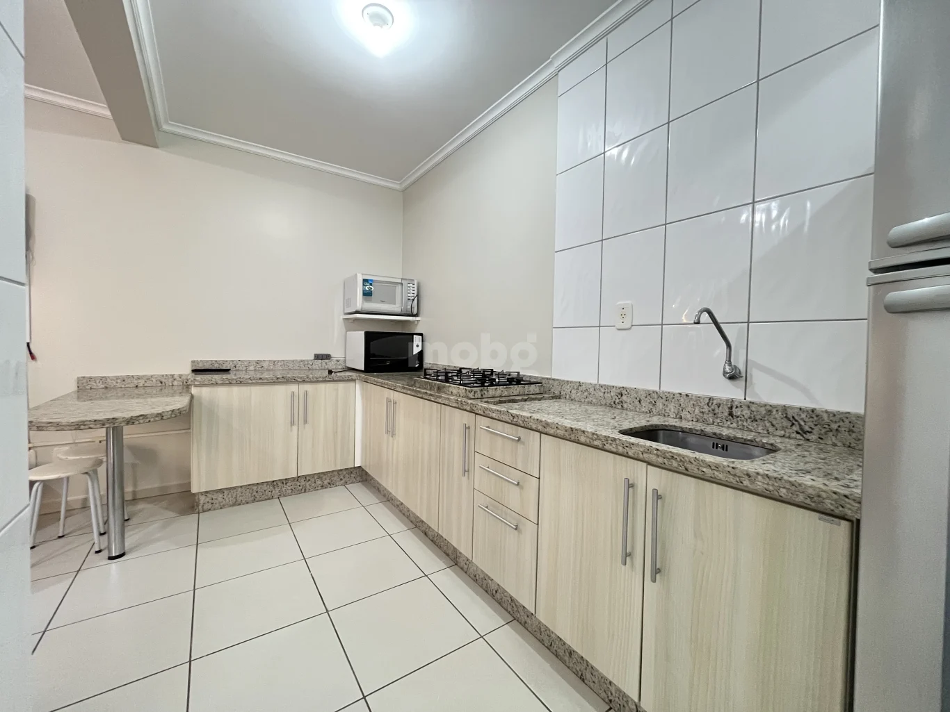 Apartamento para alugar com 1 quartos