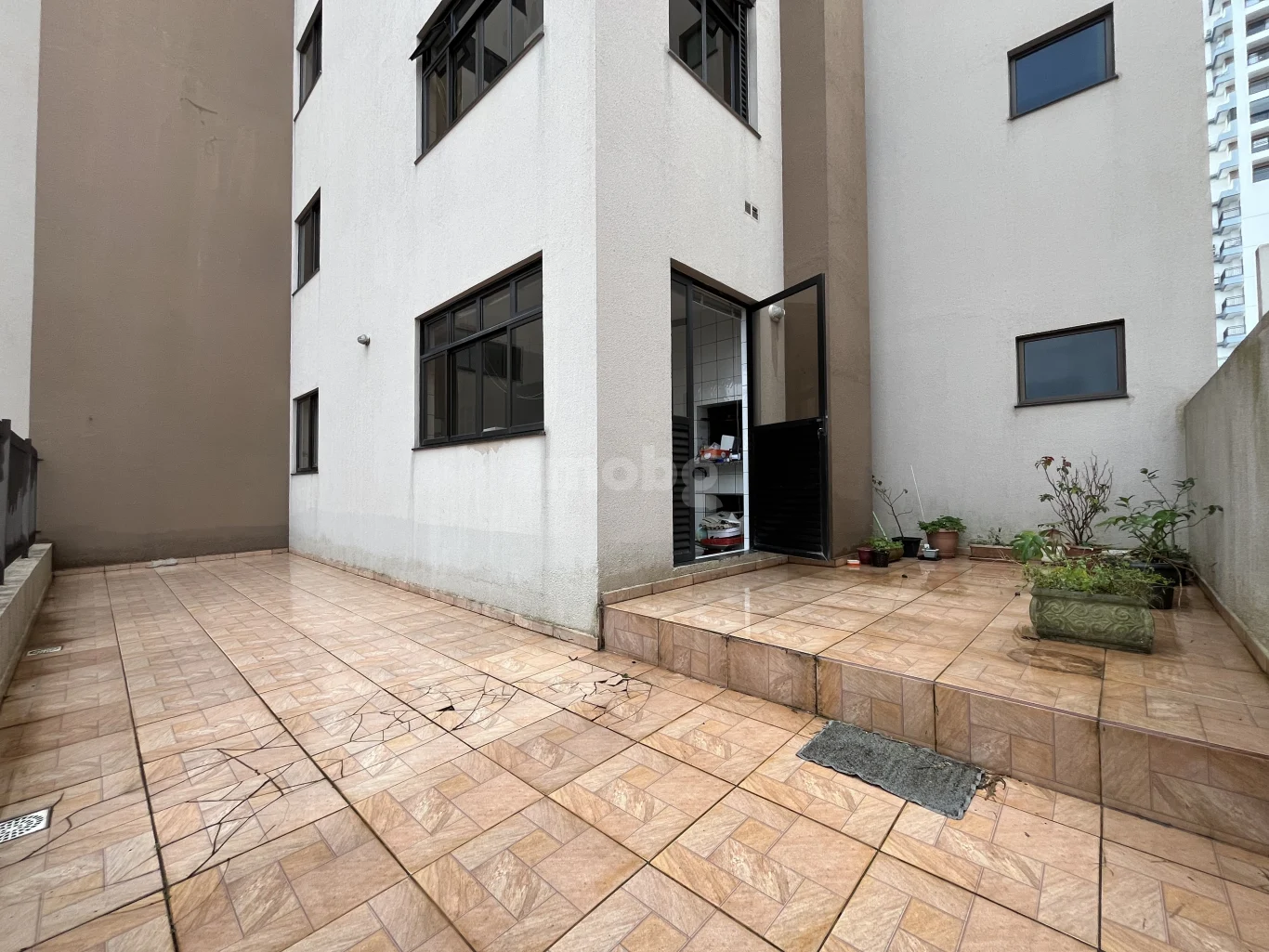 Apartamento para alugar com 3 quartos