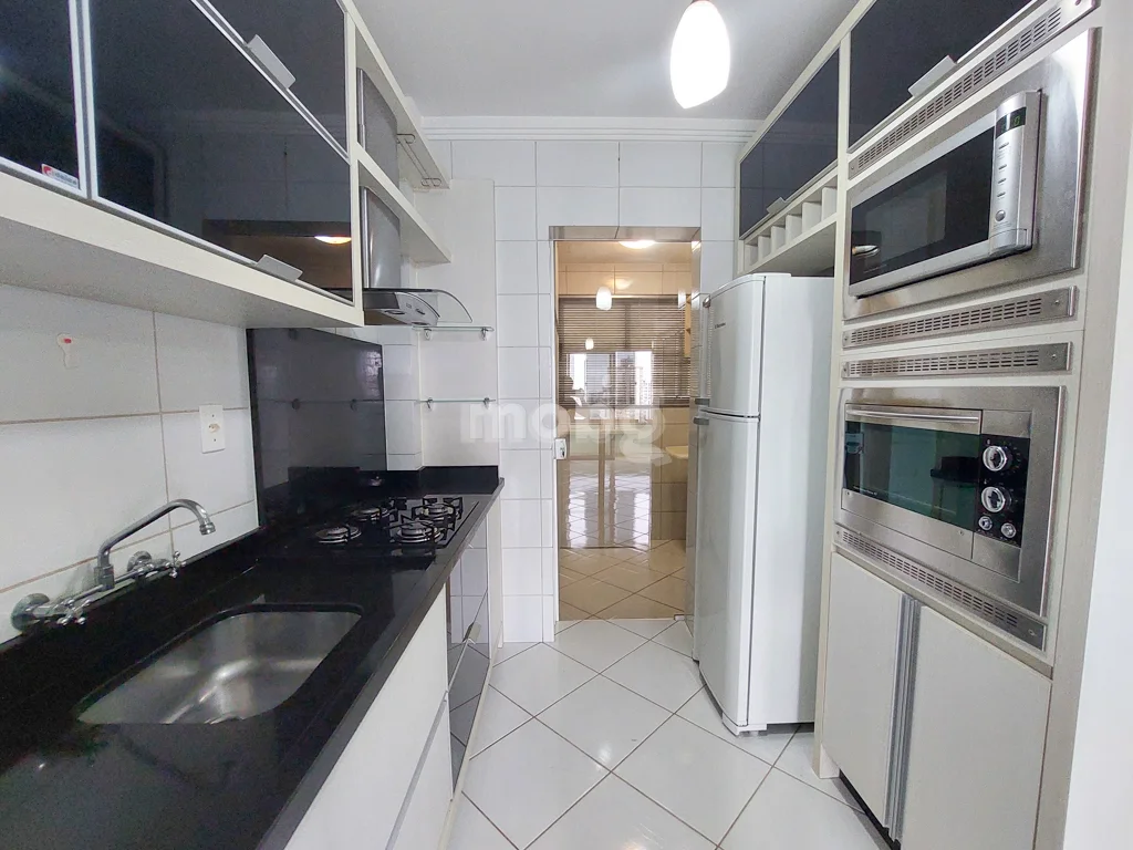 Apartamento para alugar com 3 quartos