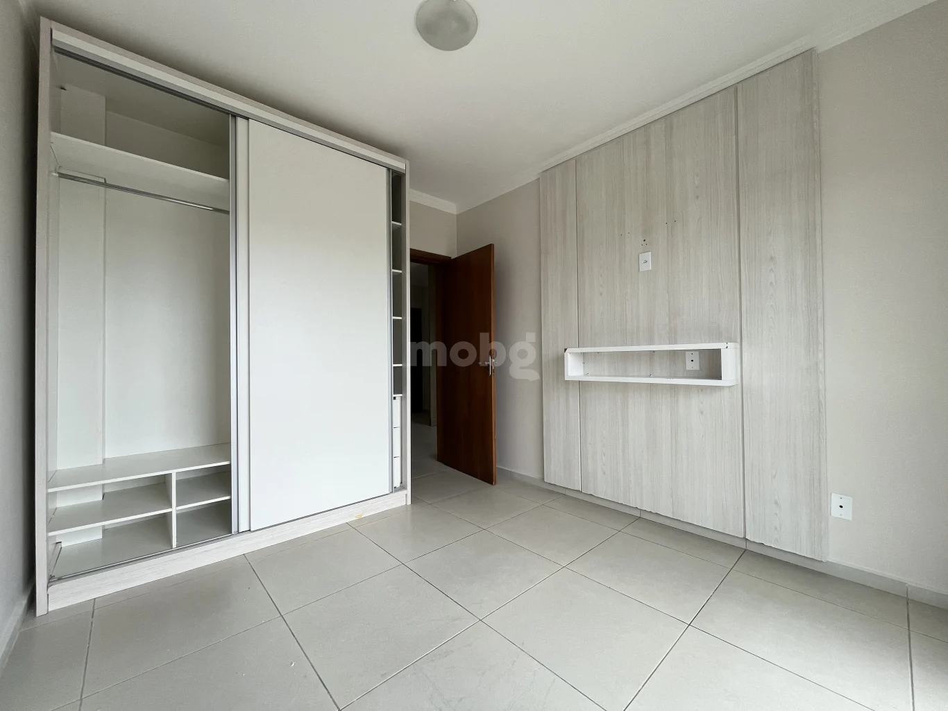 Apartamento para alugar com 1 quartos