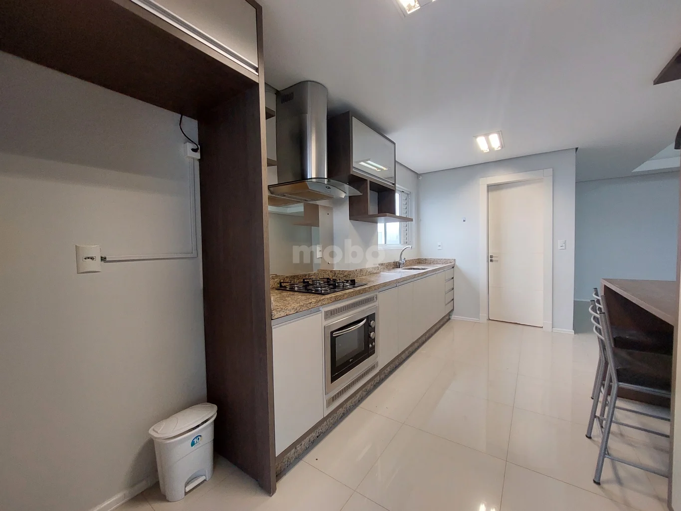 Apartamento para alugar com 3 quartos