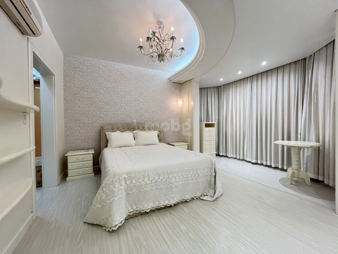 Apartamento para alugar com 3 quartos